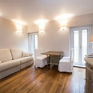 Apartment Casa Belsiana, Rome